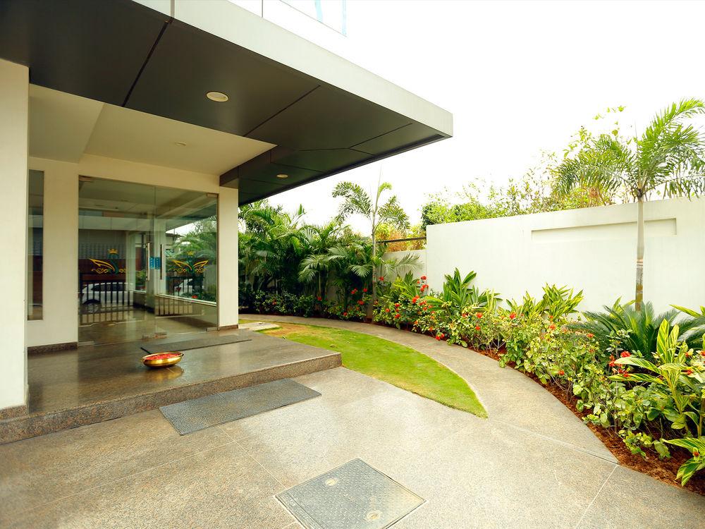 Fabhotel Syberitic Suites Gachibowli - Fully Vaccinated Staff Kondapur  외부 사진